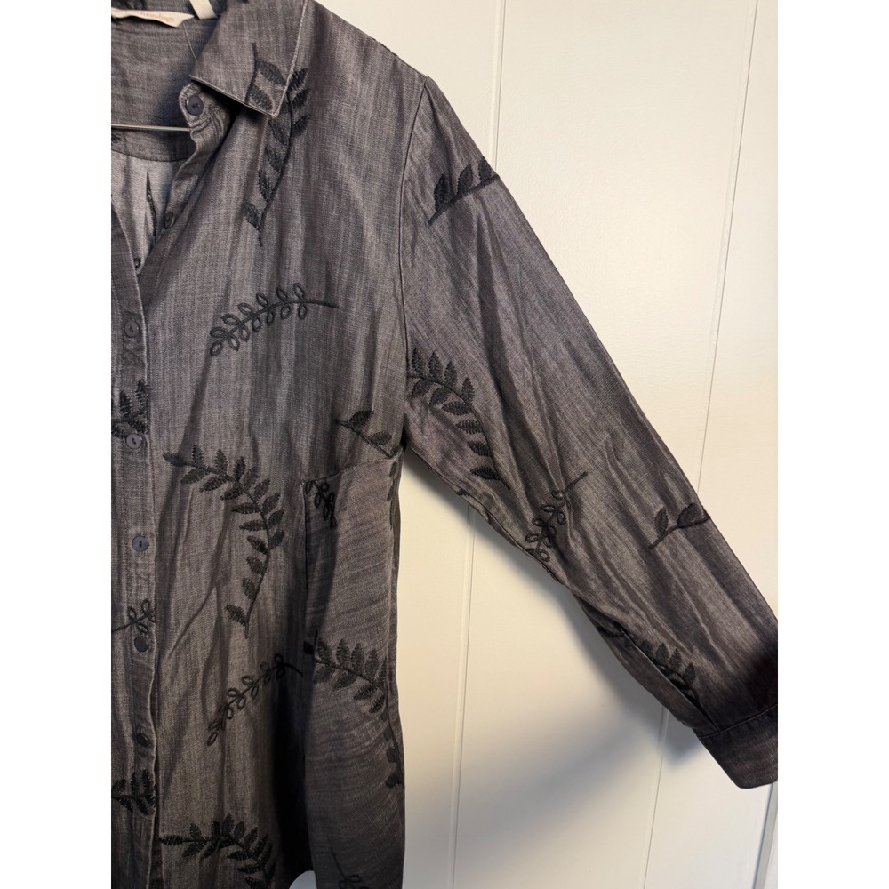 Soft Surroundings Button Down PM Gray Embroidered Leaf Tencel Tunic 3CV85 - Picture 4 of 8